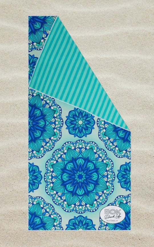 Beach Towel - Recycled bottles (PET)